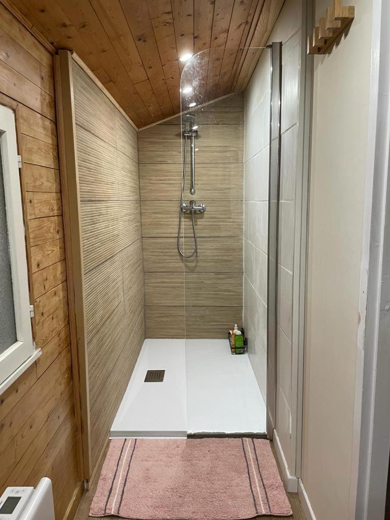 Maison Familiale En Bois Avec Piscine, Proche Du Bassin Гужан-Местрас Екстериор снимка